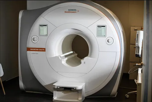 3 - Dipl.Med. Rocco Kowalski