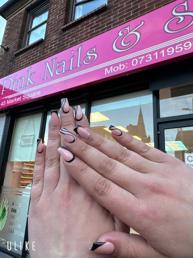 1 - Diva Hair Studio