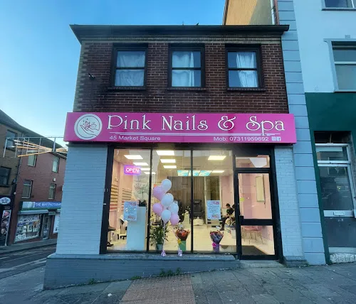 4 - Diva Hair Studio