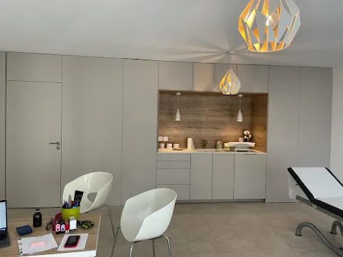 2 - Docteur Camille DUMAS