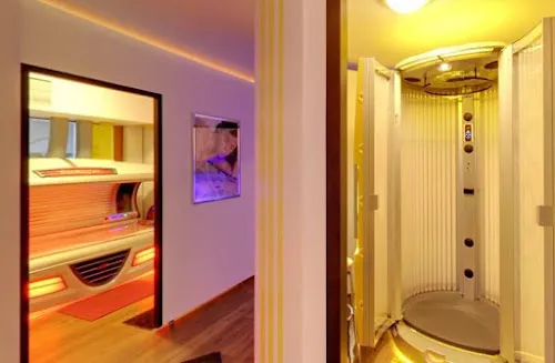 3 - Doris Hair & Style