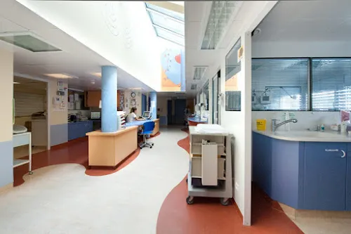 4 - Dr About Philippe