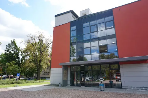 4 - Dr. Al Mohannad Al Mustafa, Urologe