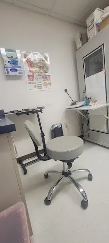 2 - Dr. Andrei Souchitski, DDS Centro Medico & Dental Familiar