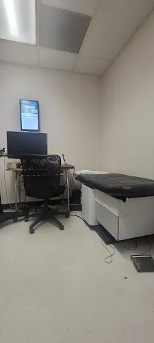 3 - Dr. Andrei Souchitski, DDS Centro Medico & Dental Familiar