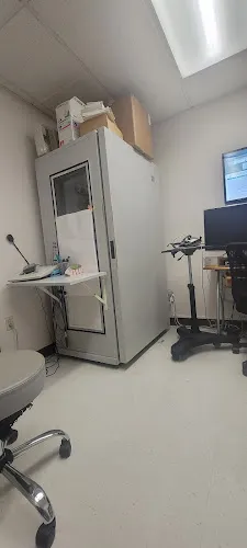 4 - Dr. Andrei Souchitski, DDS Centro Medico & Dental Familiar