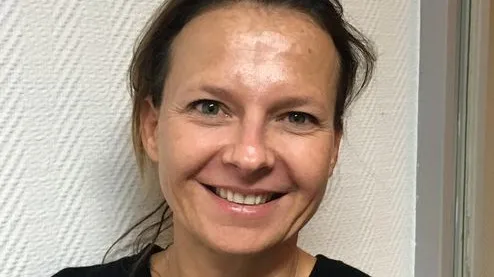 6 - Dr Charlotte Hucault