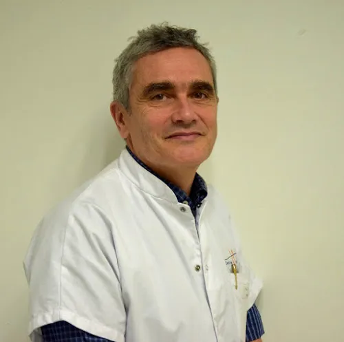 5 - Dr Christophe AMIEL - Chirurgien gynécologue et mammaire - Cancérologie - Fertilité PMA