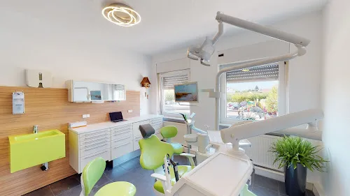 5 - Dr. Dr. med. dent. Marius Tigan | MSc Orale Chirurgie & MSc Kieferorthopädie