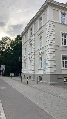 1 - Dr. Eva-Maria Karg