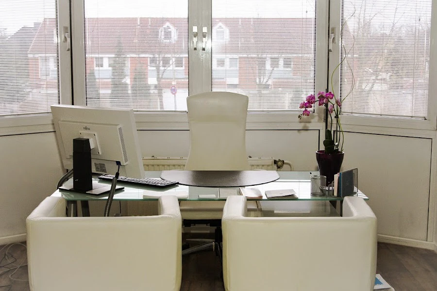 1 - Dr. Gunther Fitz/ Dermatologie-Elmshorn