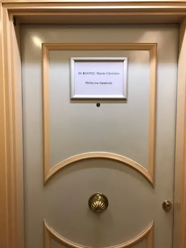 3 - Dr Ioana Negrut - Médecin généraliste