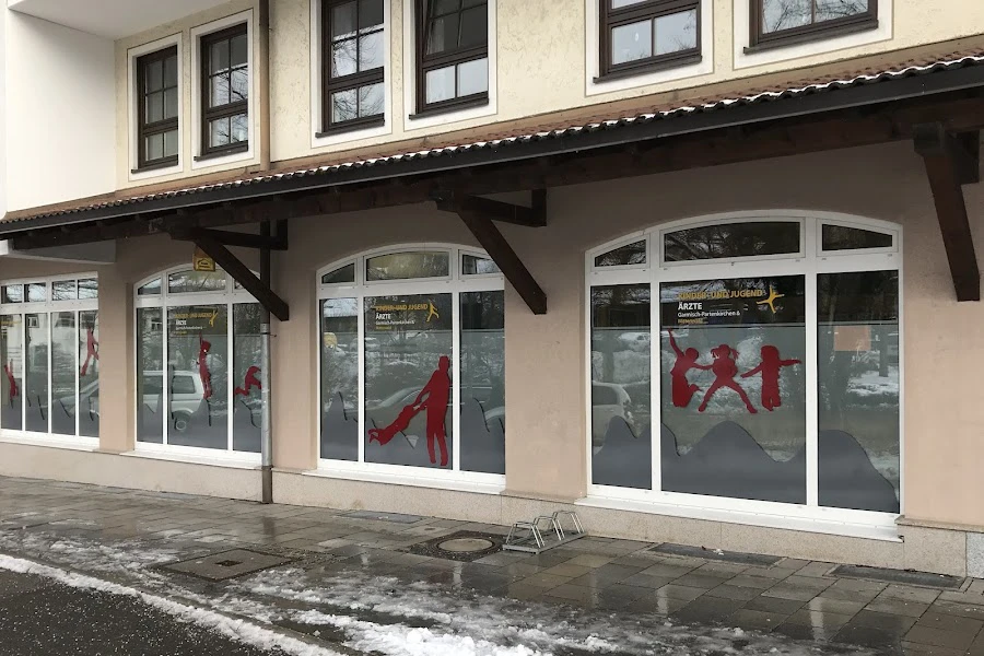 1 - Dr. Manfred Plischko