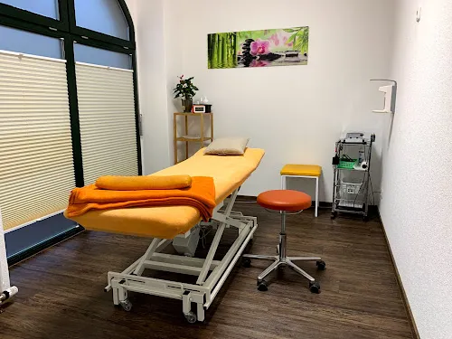 3 - Dr. med. Alexander Goldberg