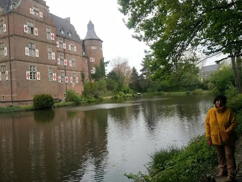 3 - Dr. med. Alfred Hamacher