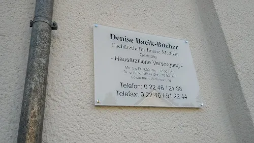 3 - Dr. med. Bernhard Rickert