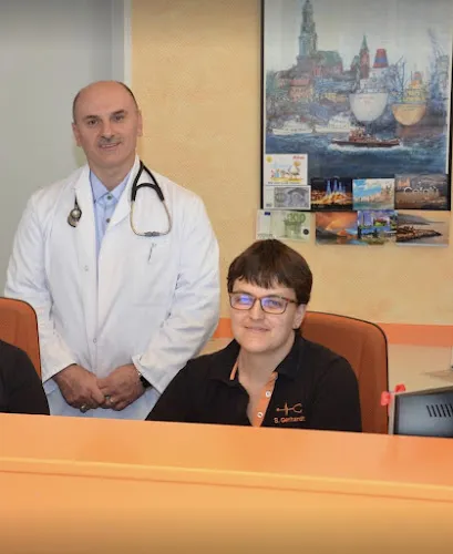 1 - Dr. med. Cevat Nas