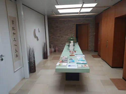 3 - Dr. med. Christine Mack-Müller