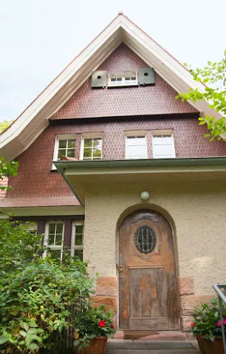 3 - Dr. med. Claudia Schnapp