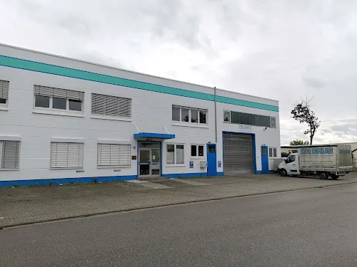 3 - Dr. med. dent. Rainer Laux