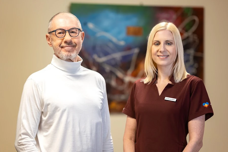 1 - Dr. med. Diana Csikai