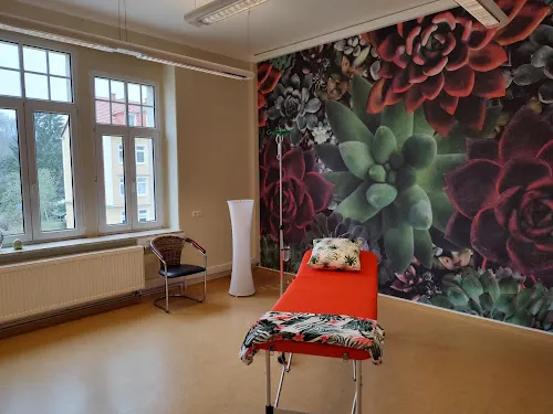 7 - Dr. med. Gabriele Schierz