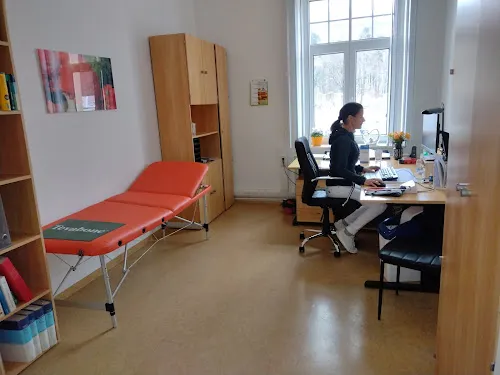 4 - Dr. med. Gabriele Schierz