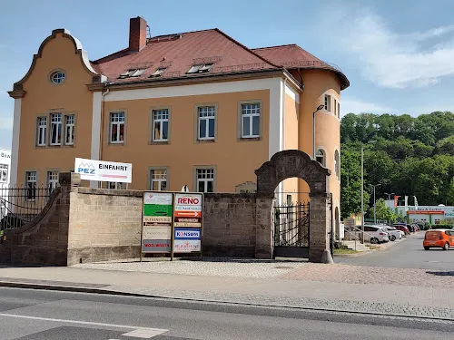 2 - Dr. med. Gabriele Schierz