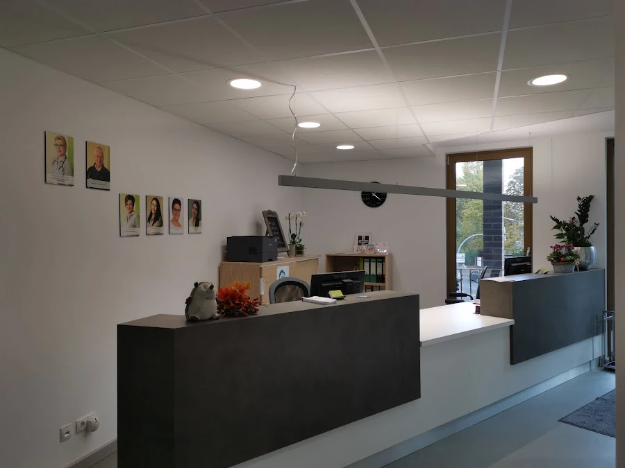 1 - Dr. med. Gunter Neues / Frau Poppe / Dr. med. Annette Reuter