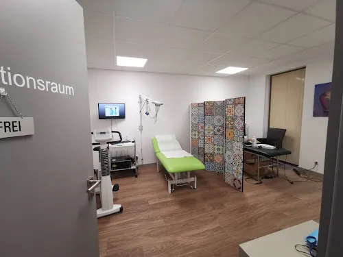 5 - Dr. med. Gunter Neues / Frau Poppe / Dr. med. Annette Reuter