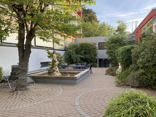 6 - Dr. med. Hans Keller-Istwany