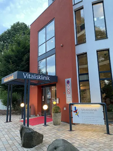 1 - Dr. med. Hans Keller-Istwany