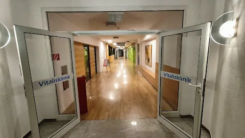 3 - Dr. med. Hans Keller-Istwany