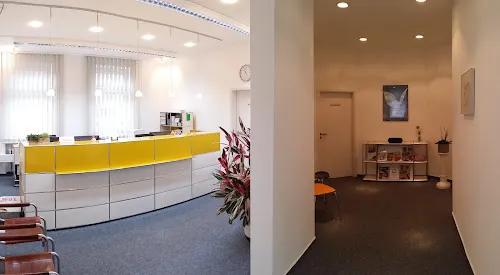 6 - Dr med Helmut Goldhofer