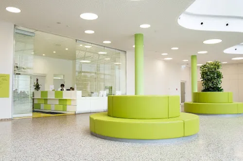 2 - Dr. med. Jan E. Rittner