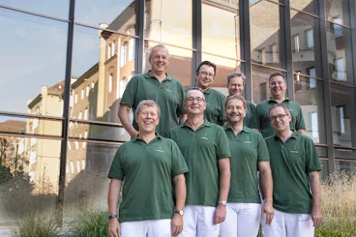 3 - Dr. med. Jan E. Rittner