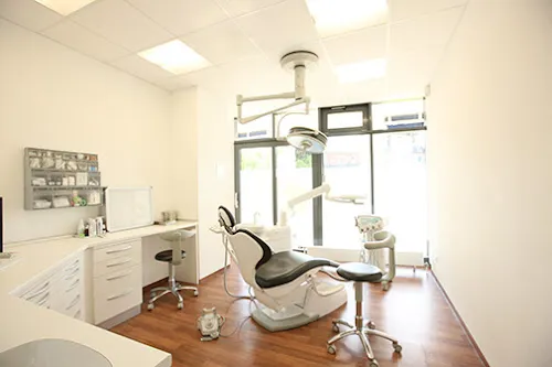 3 - Dr. med. Jürgen Buhn