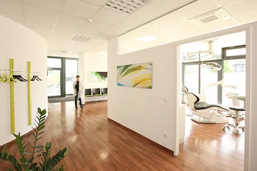 2 - Dr. med. Jürgen Buhn