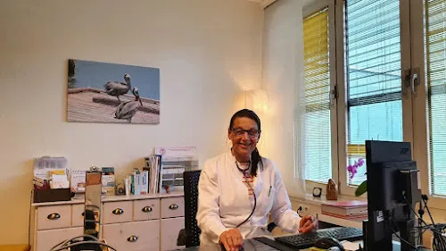 3 - Dr. med. Katja Kneip