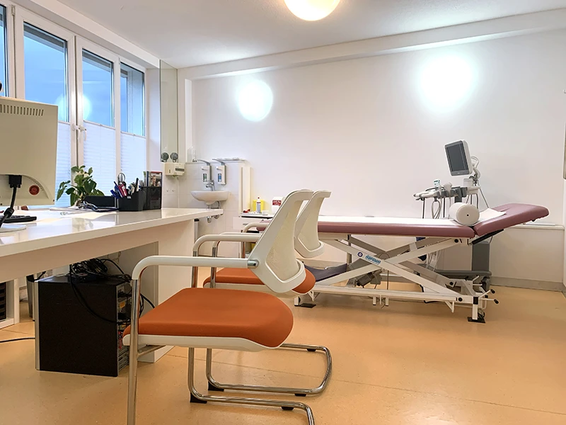 1 - Dr. Med. M. Farsab