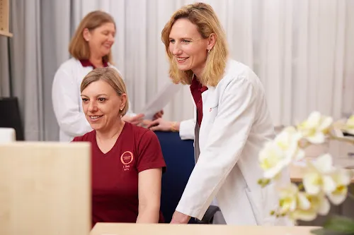 8 - Dr. med. Marjan Vakil