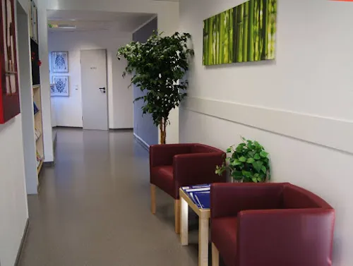 3 - Dr. med. Michael Halfkann