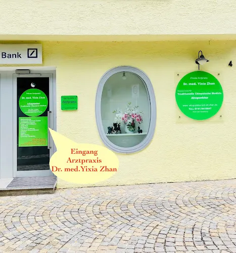 6 - Dr. med. Michael Rath