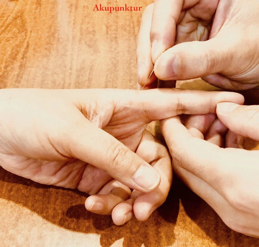 1 - Dr. med. Michael Rath