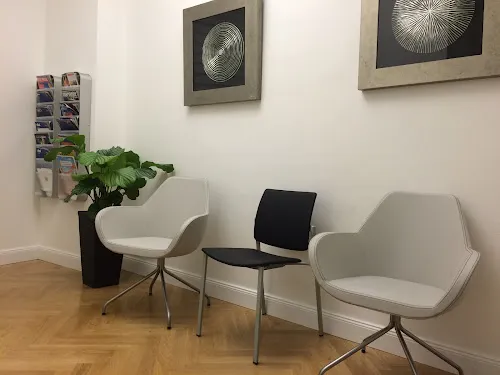 2 - Dr. med. Peter Fangmann