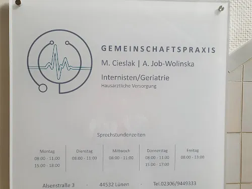 4 - Dr. med. Petra Godeck