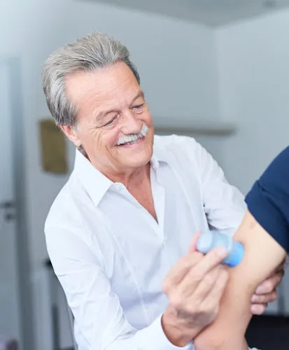 7 - Dr. med. Renata Checcucci