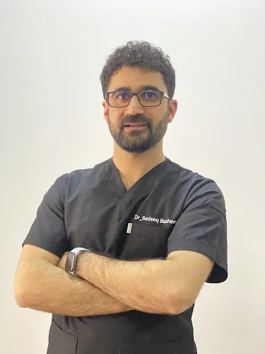 5 - Dr. med. Sedeeq Basheer