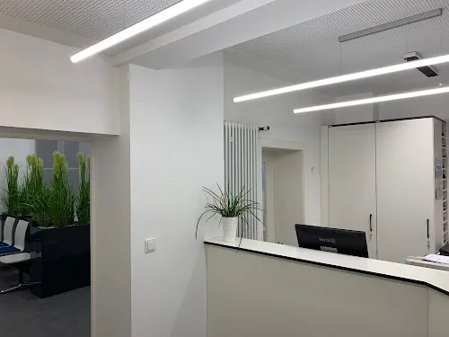 8 - Dr. med. Simon Ruf