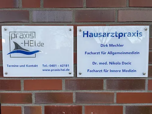 4 - Dr. med. St. Baumgart